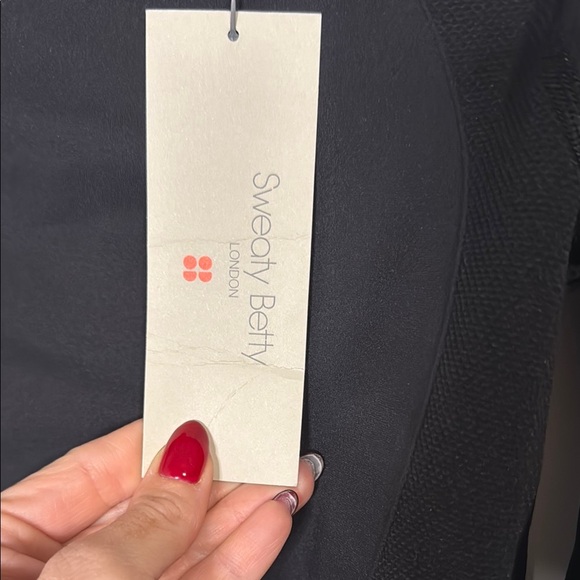 Sweaty Betty Black Long Sleeve hooded Athletic Top - Picture 3 of 6